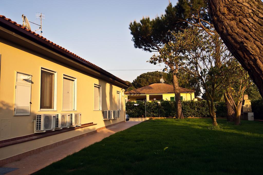 Livingapple Beach Minturno Exteriér fotografie